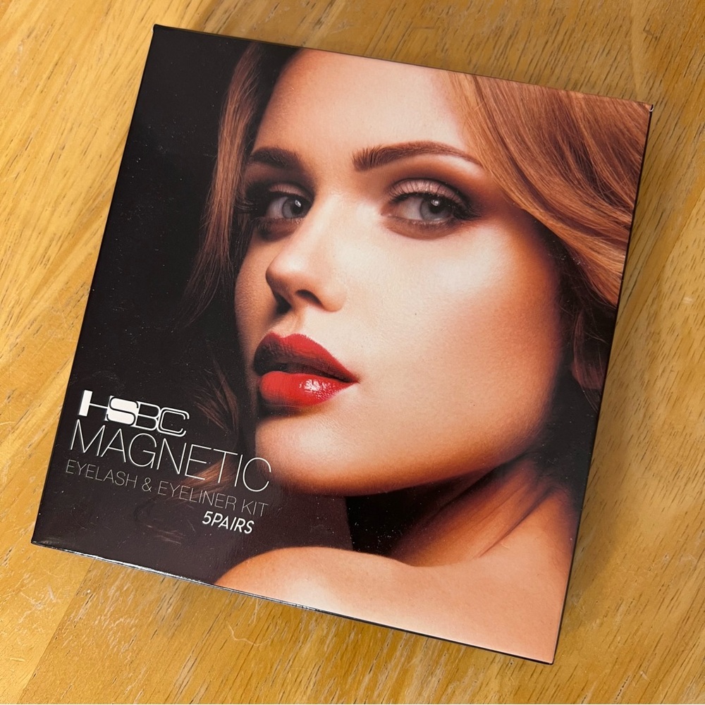 NWT HSBC Magnetic Eyelash & Eyeliner Kit